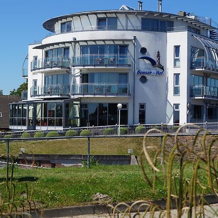 Nordseehotel Benser Hof Am Hafen ベンサージール エクステリア 写真