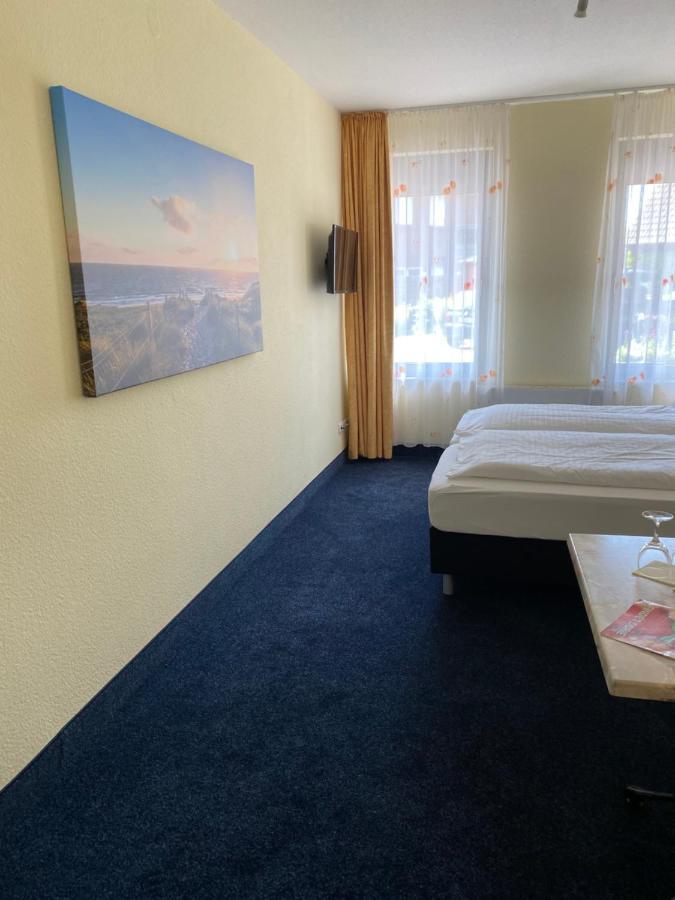 Nordseehotel Benser Hof Am Hafen ベンサージール エクステリア 写真