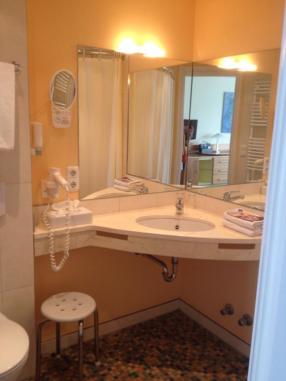 Nordseehotel Benser Hof Am Hafen ベンサージール 部屋 写真