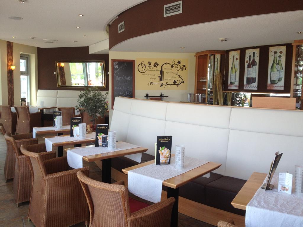 Nordseehotel Benser Hof Am Hafen ベンサージール エクステリア 写真