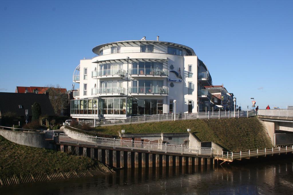 Nordseehotel Benser Hof Am Hafen ベンサージール エクステリア 写真