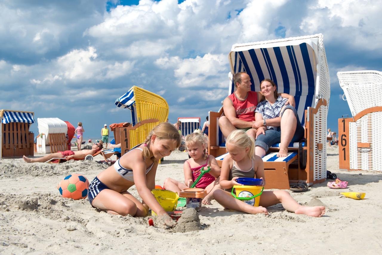 Nordseehotel Benser Hof Am Hafen ベンサージール エクステリア 写真